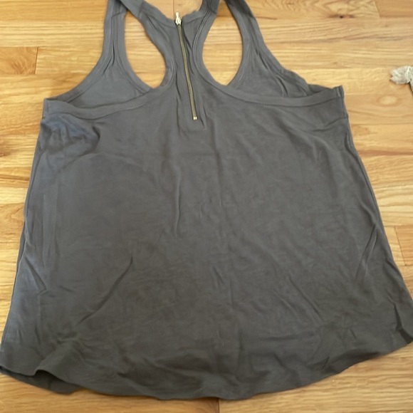 Banana Republic Tank Top - Picture 4 of 6
